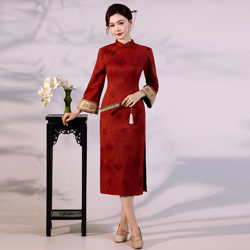 Luxury Suede Velvet Qipao - Mo - Vintage Fashion Gen Z review and price