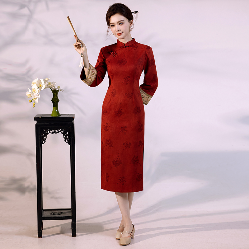 Luxury Suede Velvet Qipao - Mo - Vintage Fashion Gen Z review and price