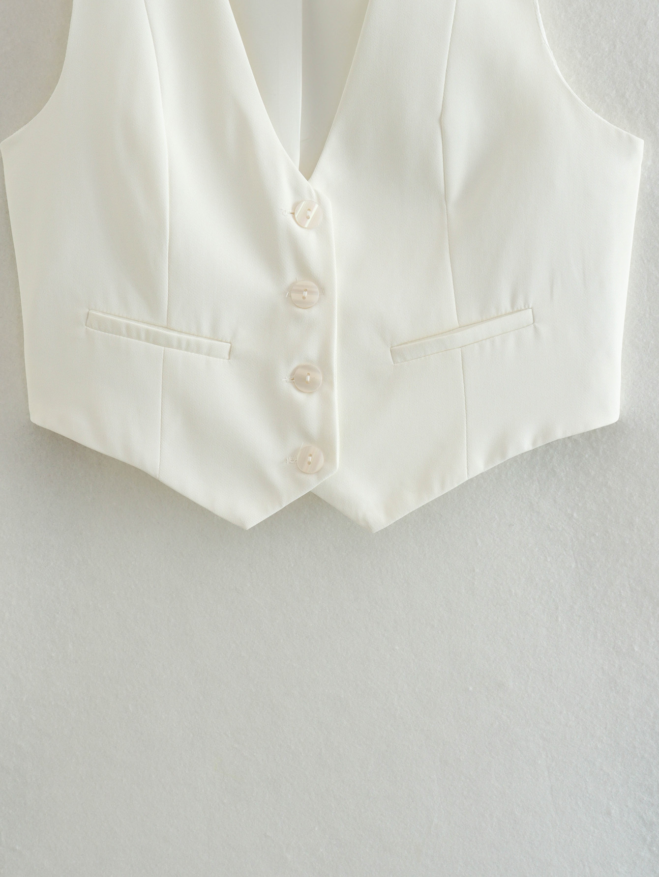 Maxdutti French Fashion Blogge - Vintage Fashion Bloggers review and price